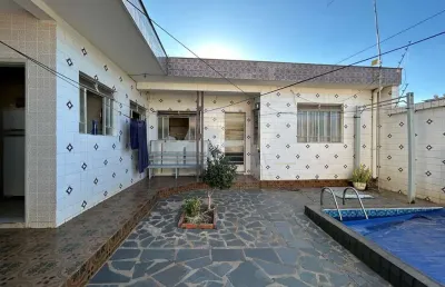 Casa com 3 quartos à venda na Rua Sabinópolis, Carlos Prates, Belo Horizonte