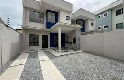 Casa duplex com 03 suítes 40 metros da praia de costazul