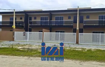 Casa com 2 quartos à venda no Bom Retiro, Matinhos 