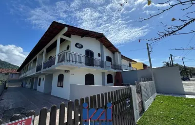 Casa com 4 quartos à venda no Centro, Matinhos 
