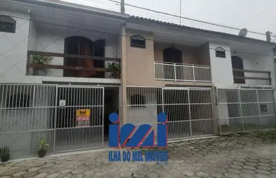 Casa com 3 quartos à venda no Bom Retiro, Matinhos 