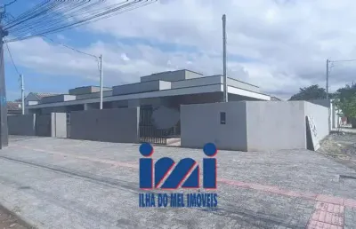 Casa com 2 quartos à venda no Piçarras, Guaratuba 