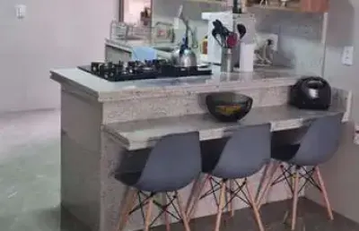 Apartamento 132m² 4 dormitórios à venda, a 200m do centro