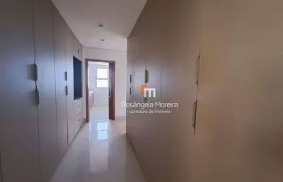 Apartamento de 240 m² com 4 suítes no edifício ankaa