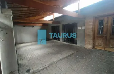 Casa térrea comercial para locação, 3 salas, 1 vaga, 225m², em moema pássaros, são paulo.