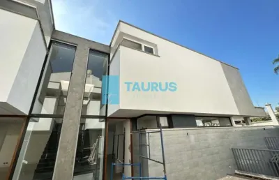 Sobrado em condomínio fechado à venda, 4 suítes, 4 vagas, piscina, 450 m², campo belo.