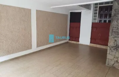 Sobrado à venda, 5 dormitórios, 2 vagas, 204m², moema.