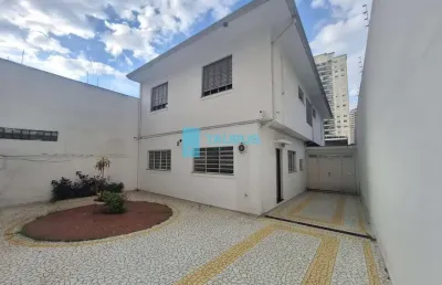Casa comercial para locação em moema; 4 dormitórios, 5 vagas, 303m².
