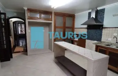 Casa com 3 dormitórios a venda, 2 vagas com área de lazer 183m²