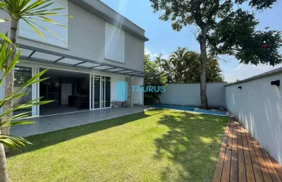 Casa de condomínio á venda , 4 suítes , 4 vagas , piscina no quintal , 450 m² , jardim cordeiro.