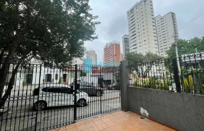 Sobrado para locação, 5 salas, 2 vagas, 100m², moema.