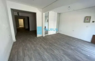 Loja para locação, 2 salões, 1 vaga, 190 m², moema.