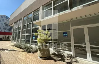 Loja disponível para comprar ou  alugar na vila olimpia, vão livre, 146 m²