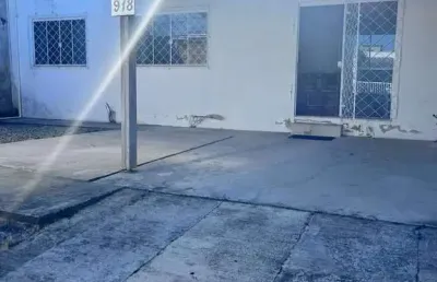 Alugue este imóvel - casa no bairro santa regina em itajaí.