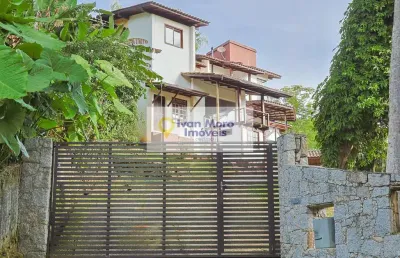 Casa à venda com 4 quartos no córrego grande  -  florianópolis