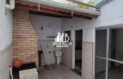 Sobrado à venda no bairro demarchi - 2 dorms, 2 vagas, 80 m²