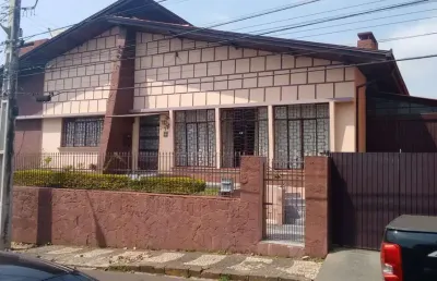Casa com 3 quartos à venda no Centro, Ponta Grossa 