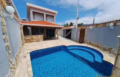 Sobrado isolado com piscina com 4 dorm(s), sendo 4 suítes, 240m², flórida em praia grande sp.