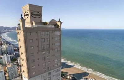 Cobertura com 6 quartos à venda em meia praia, itapema , 250 m2 por r$ 6.189.989
