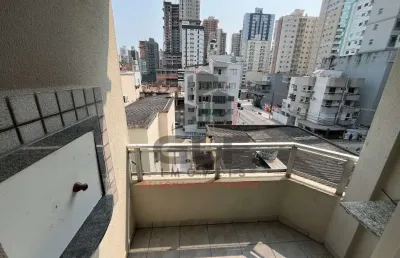 Apartamento pronto mobiliado em itapema/sc no bairro meia praia, 2 quartos/ 1 suíte e 1 vaga de garagem. bem localizado. investir