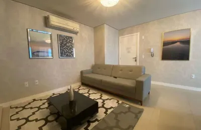 Apartamento de luxo mobiliado na cidade de itapema/sc, na meia praia, com 3 suítes e 4 vagas de garagem.