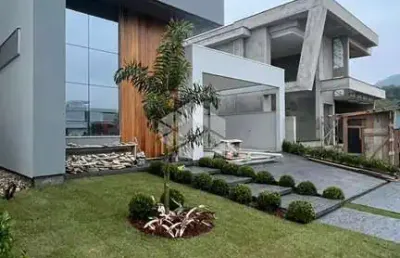 Casa a venda em condomínio fechado reserva da pedra em palhoça