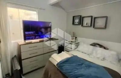Casa com 2 dormitórios/ quartos em florianópolis sc, bairro são joão do rio vermelho à venda por r$ 265.000,00.