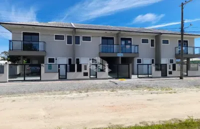 Sobrado à venda a 500 metros do mar na praia da pinheira - palhoça/sc