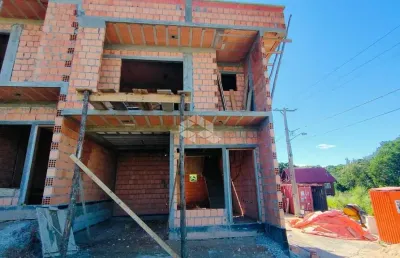 Casa sobrado com 2 dormitórios,sendo 2 suítes, 1 vagas coberta e 111m² para vender por r$ 580.000,00