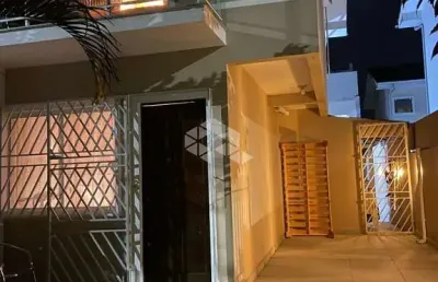 Casa sobrado com 2 dormitórios, 1 vaga e 71m² para vender por r$ 410.000,00