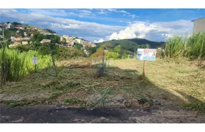 Excelente oportunidade de adquirir terreno/lote  à venda, 388 m² rua sem saida  no bairro vila ideal, perto da avenida brasil
