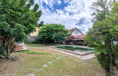 Casa com 5 quartos à venda na Rua Goianas, 47, Parque Guarua, Juiz de Fora