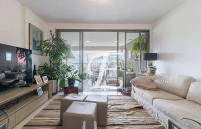 Apartamento a venda, andar alto, com 3 quartos, sendo 1 suíte, 2 vagas, 122 m²  vila madalena - são paulo/sp
