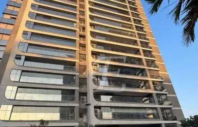 240m2, 04 suítes, novo, lazer total de condomínio clube com boliche, complexo do hospital e faculdade albert einstein, hotel emiliano