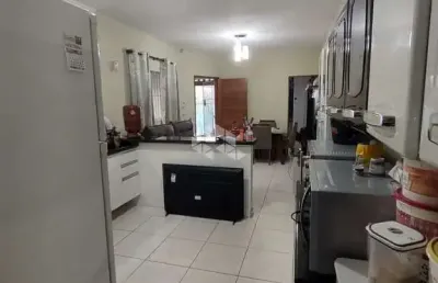 Casa itanhaem - bopiranga 2 quartos sendo 1 suíte, 2 vagas