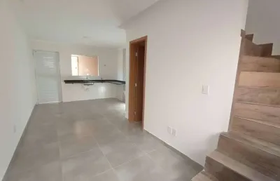 Casa à venda em praia grande, vila caiçara, com 2 quartos, 58m²