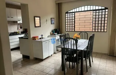 Casa com 3 dormitórios à venda, 173 m² por r$ 365.000,00 - leonor - londrina/pr
