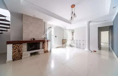 Casa com 3 quartos para alugar na rua carneiro leão, 18, vila scarpelli, santo andré por r$ 4.360