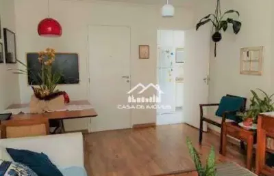 3 dormitórios, 1 suíte e 1 vaga. vende no jardim das acácias.