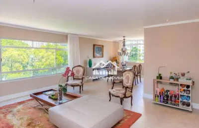 Vende apartamento em moema pássaros com 185m², todo reformado.