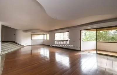 Vende ou aluga apartamento com 370m², 4 dormitórios, 4 vagas e lazer, no morumbi.