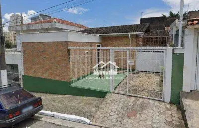 Vende casa de 90m² em terreno de 250m²,  com  2 dormitórios, 4  vagas, amplo quintal