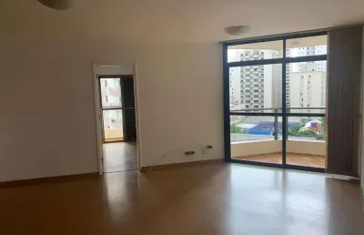 Vende ou aluga apartamento com 98m², 3 dormitórios, 1 suíte, muito bem localizado na vila olímpia.