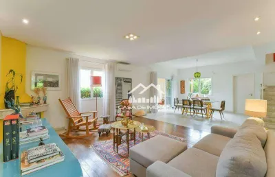 Vende casa em condomínio com 273m², 4 suítes, 3 vagas e espaço gourmet, no campo belo.