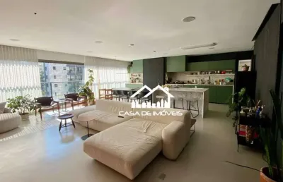 Vende apartamento com 3 dormitórios, sendo 1 suíte, mobiliado, com elevador privativo, churrasqueira e lazer completo, no campo belo.