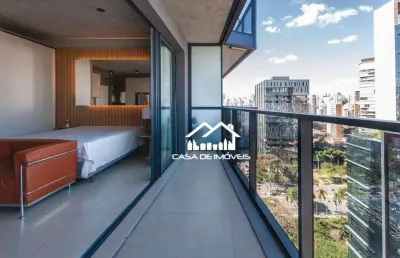 Vende apartamento com 42m², mobiliado, com 1 dormitório e 1 vaga de garagem.