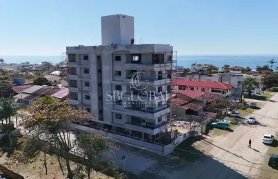 Apartamentos com 03 dormitórios e próximo ao mar em itapoá sc