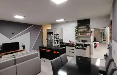 Casa com 125m² e hidromassagem no balneário cambijú, em itapoá/sc