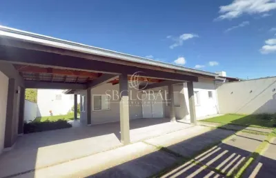 Conforto e lazer perto da praia – casa mobiliada no balneário paese em itapoá/sc