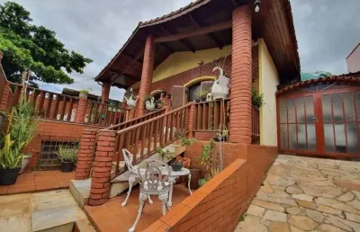 Casa de 205m² de área construída com 3 dormitórios, sendo 1 suíte na vila nova espéria - jundiaí sp  ***aceita permuta por imóvel de menor valor***